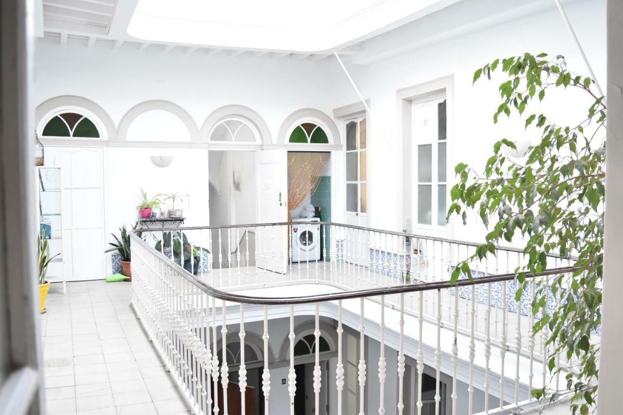 Apartamentos Veedor Cadiz Exterior photo